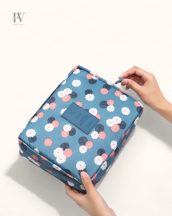 Trousse de toilette à usage quotidien et pratique