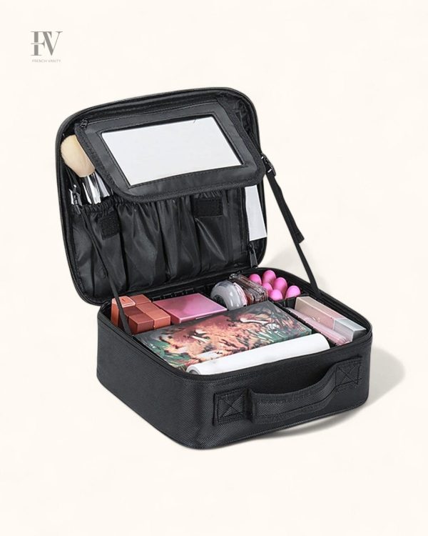Trousse de toilette rigide pour homme, essentielle en voyage