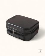 Vanity sur valise conçu pour les besoins des voyageurs