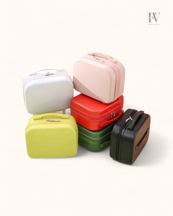 Accessoire de voyage : vanity sur valise pour cosmétiques