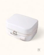 Esthétique chic du vanity sur valise pour les professionnels