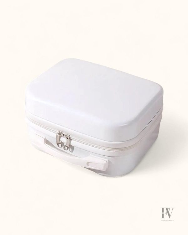 Esthétique chic du vanity sur valise pour les professionnels